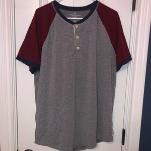 American Eagle short sleeve tee